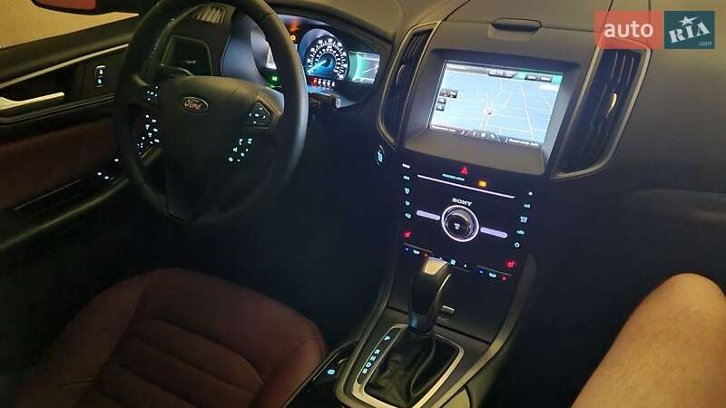 Внедорожник / Кроссовер Ford Edge 2018 в Хмельницком