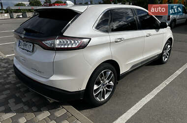 Внедорожник / Кроссовер Ford Edge 2016 в 