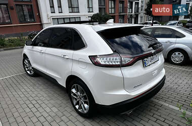 Внедорожник / Кроссовер Ford Edge 2016 в 