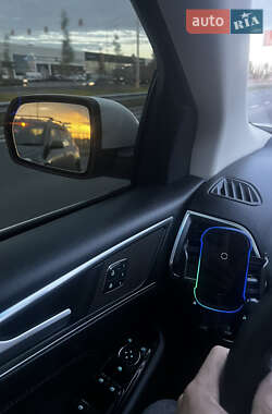 Внедорожник / Кроссовер Ford Edge 2016 в 