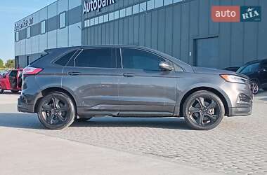 Внедорожник / Кроссовер Ford Edge 2018 в 