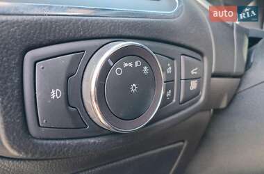 Внедорожник / Кроссовер Ford Edge 2018 в 