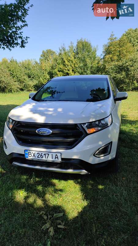 Внедорожник / Кроссовер Ford Edge 2017 в Городке