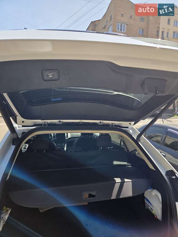 Позашляховик / Кросовер Ford Edge 2023 в Києві фото 16 Позашляховик / Кросовер Ford Edge 2023 в Києві