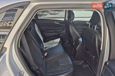 Внедорожник / Кроссовер Ford Edge 2015 в 
