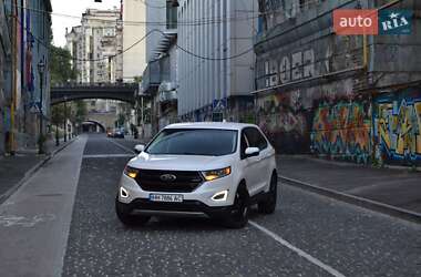 Внедорожник / Кроссовер Ford Edge 2017 в 