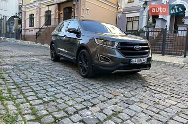 Внедорожник / Кроссовер Ford Edge 2017 в 