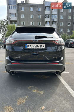 Внедорожник / Кроссовер Ford Edge 2016 в 