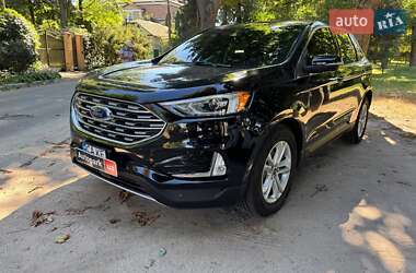 Внедорожник / Кроссовер Ford Edge 2019 в 