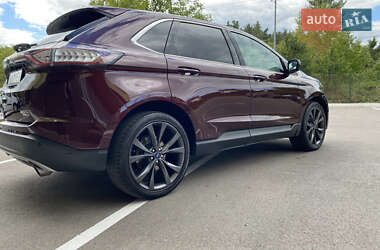 Внедорожник / Кроссовер Ford Edge 2018 в 