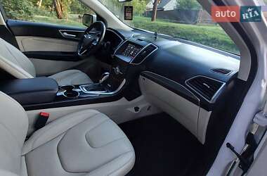 Внедорожник / Кроссовер Ford Edge 2017 в 