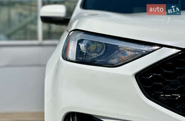 Внедорожник / Кроссовер Ford Edge 2021 в 