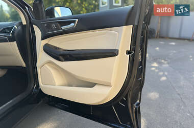 Внедорожник / Кроссовер Ford Edge 2019 в 