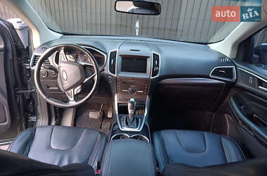 Внедорожник / Кроссовер Ford Edge 2015 в 