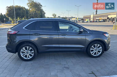 Внедорожник / Кроссовер Ford Edge 2019 в 