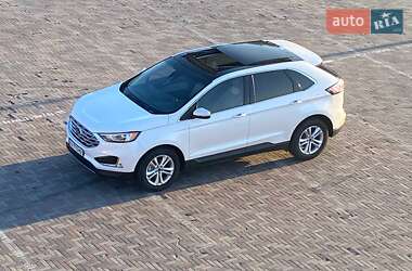 Внедорожник / Кроссовер Ford Edge 2018 в 