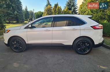 Внедорожник / Кроссовер Ford Edge 2022 в 