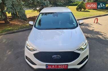 Внедорожник / Кроссовер Ford Edge 2022 в 