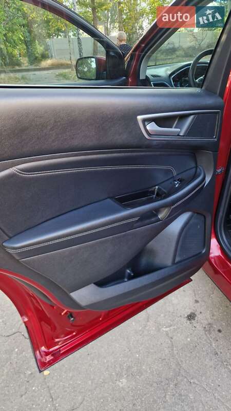 Позашляховик / Кросовер Ford Edge 2016 в Миколаєві