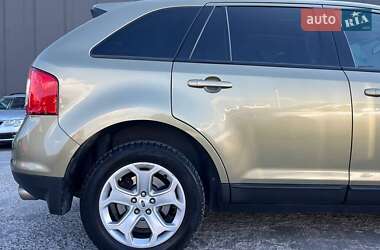 Внедорожник / Кроссовер Ford Edge 2012 в 