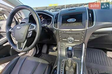 Внедорожник / Кроссовер Ford Edge 2017 в 