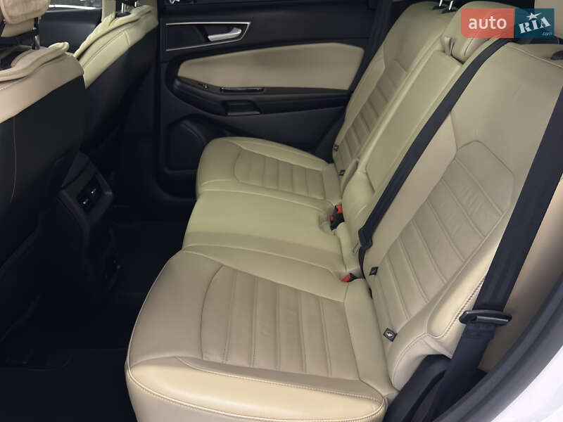 Позашляховик / Кросовер Ford Edge 2015 в Миколаєві
