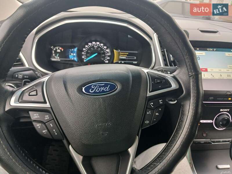 Внедорожник / Кроссовер Ford Edge 2016 в Подольске