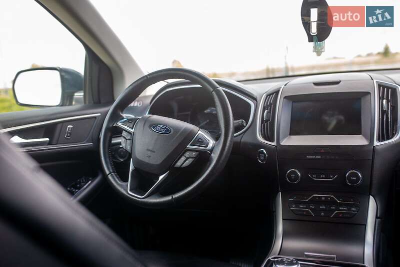 Позашляховик / Кросовер Ford Edge 2018 в Умані