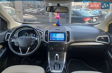 Внедорожник / Кроссовер Ford Edge 2018 в 