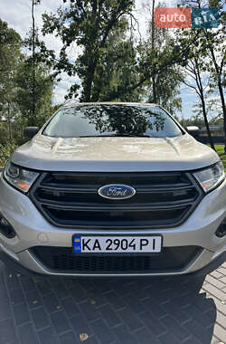 Внедорожник / Кроссовер Ford Edge 2017 в 