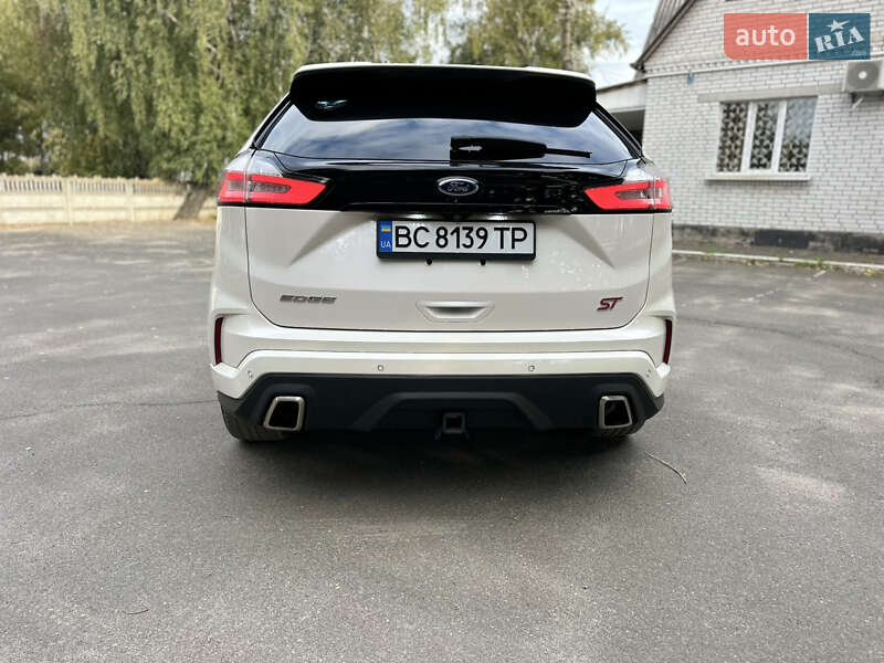 Позашляховик / Кросовер Ford Edge 2019 в Києві
