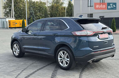 Позашляховик / Кросовер Ford Edge 2016 в 