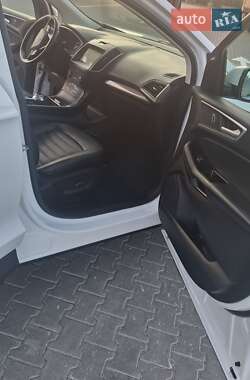 Внедорожник / Кроссовер Ford Edge 2019 в 