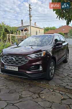 Внедорожник / Кроссовер Ford Edge 2019 в 