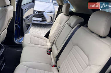 Позашляховик / Кросовер Ford Edge 2022 в 