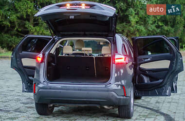 Внедорожник / Кроссовер Ford Edge 2021 в 