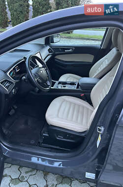 Внедорожник / Кроссовер Ford Edge 2021 в 