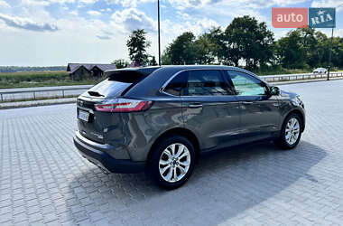 Позашляховик / Кросовер Ford Edge 2020 в 