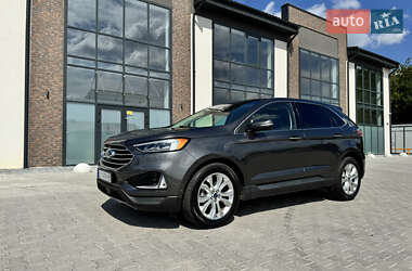 Позашляховик / Кросовер Ford Edge 2020 в 