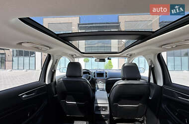 Позашляховик / Кросовер Ford Edge 2020 в 