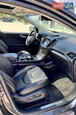 Позашляховик / Кросовер Ford Edge 2020 в 