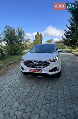 Внедорожник / Кроссовер Ford Edge 2020 в 