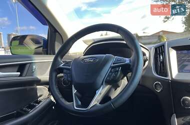 Внедорожник / Кроссовер Ford Edge 2018 в 