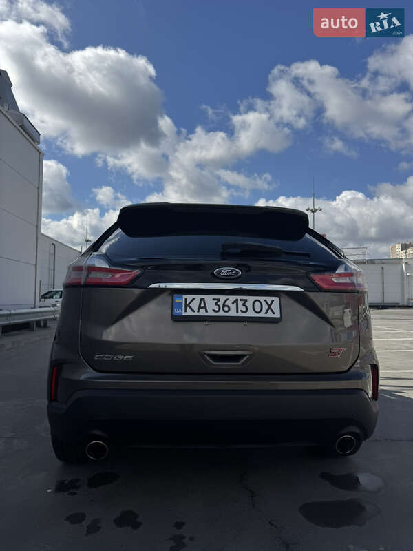 Внедорожник / Кроссовер Ford Edge 2019 в Киеве