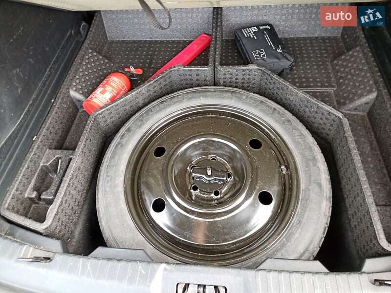 Внедорожник / Кроссовер Ford Edge 2015 в Ровно фото 23 Внедорожник / Кроссовер Ford Edge 2015 в Ровно