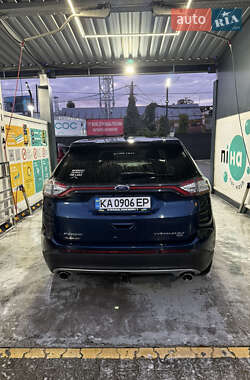 Внедорожник / Кроссовер Ford Edge 2017 в 