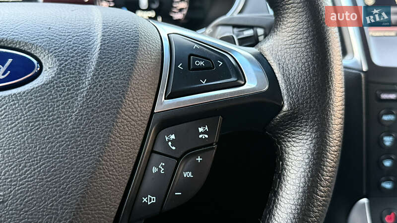 Внедорожник / Кроссовер Ford Edge 2016 в Запорожье