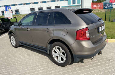 Позашляховик / Кросовер Ford Edge 2013 в 