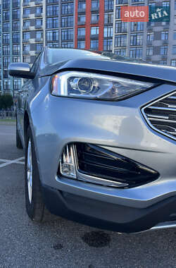 Внедорожник / Кроссовер Ford Edge 2021 в 