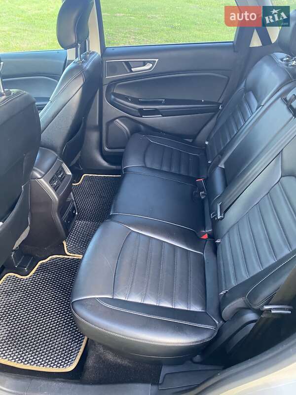 Внедорожник / Кроссовер Ford Edge 2017 в Тернополе